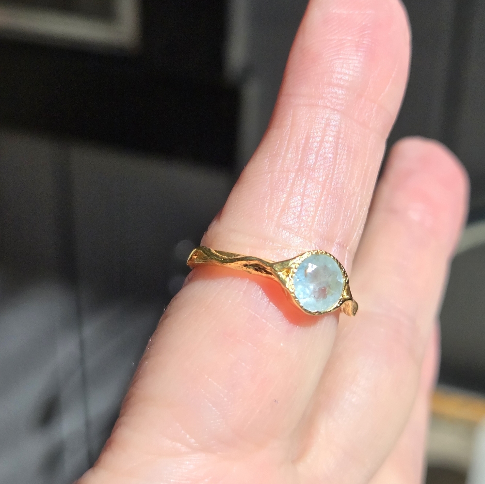 Aquamarine 1k 24k gold ring sz7.5 - Picture 7 of 11